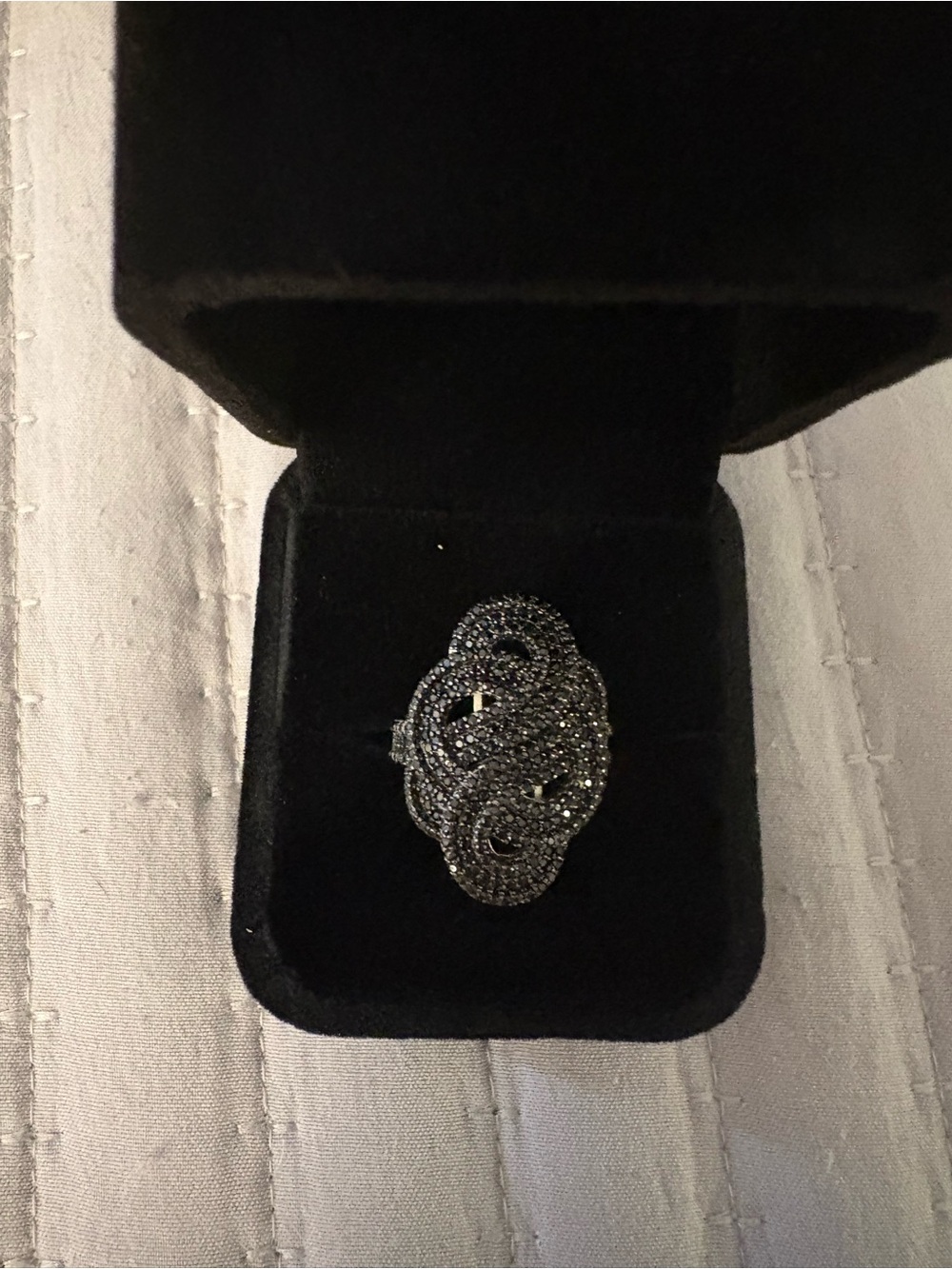 Sterling silver black spinel swirl ring size 8 NWOT